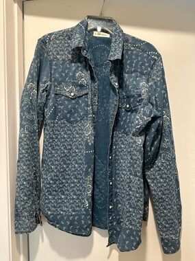 Lucky Brand Blue Floral Print Denim Shirt w Pearl Snaps Size Medium